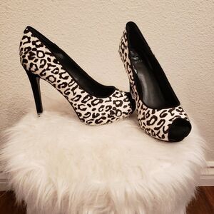 Guess Animal print heels real calf hair pu…